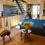 La Casa De La Duquesa Zafara